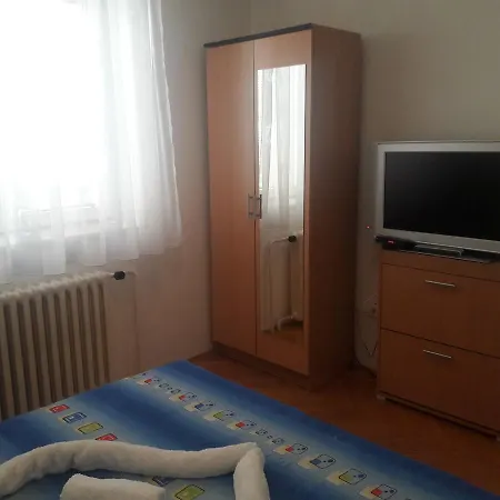 Corner 021 Hostel *